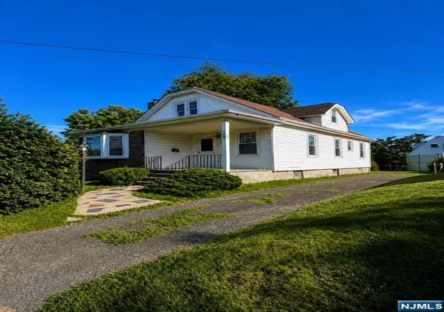 Photo 2 of Sale Pending at 108 Schley St, Garfield, NJ 07026 | MLS# 26031640 | Listing updated on 2026-10-13