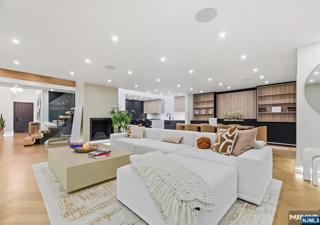 Photo 3 of Condo for sale at 51 Old Quarry Rd, Englewood, NJ 07631 | MLS# 26031690 | Listing updated on 2026-09-17