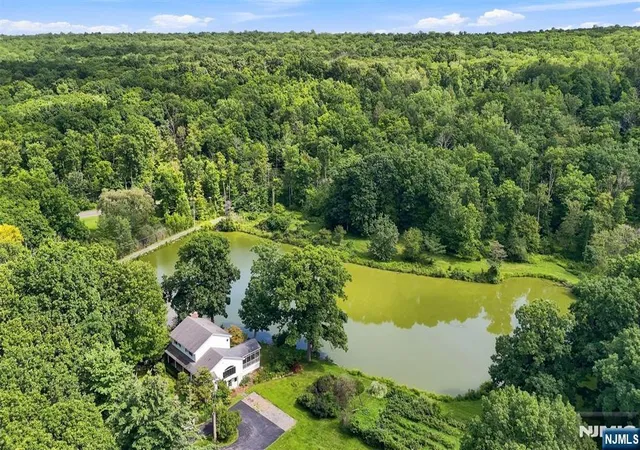 Photo 1 of Single family home for sale at 131 Deckertown Turnpike, Montague, NJ 07827 | MLS# 26032116 | Listing updated on 2026-09-18