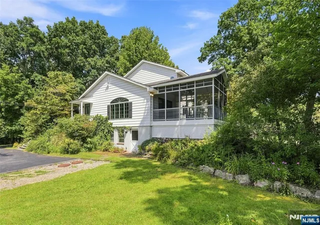 Photo 3 of Single family home for sale at 131 Deckertown Turnpike, Montague, NJ 07827 | MLS# 26032116 | Listing updated on 2026-09-18