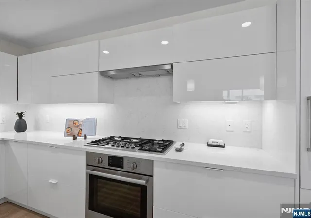 Photo 3 of Condo for sale at 9 Ave At Port Imperial #1119, West New York, NJ 07093 | MLS# 26032154 | Listing updated on 2026-09-17