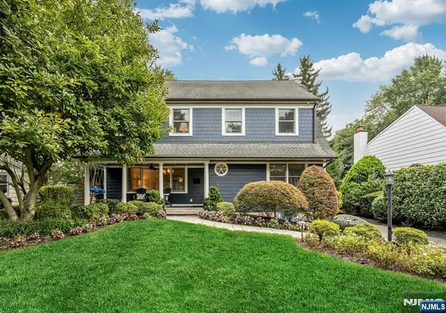 Photo 1 of Sale Pending at 200 Katherine Rd, Ridgewood, NJ 07450 | MLS# 26032207 | Listing updated on 2026-10-13