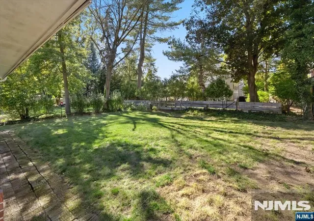 Photo 28 of Single family home for sale at 546 Lynn St, Ridgewood, NJ 07450 | MLS# 26032209 | Listing updated on 2026-10-15