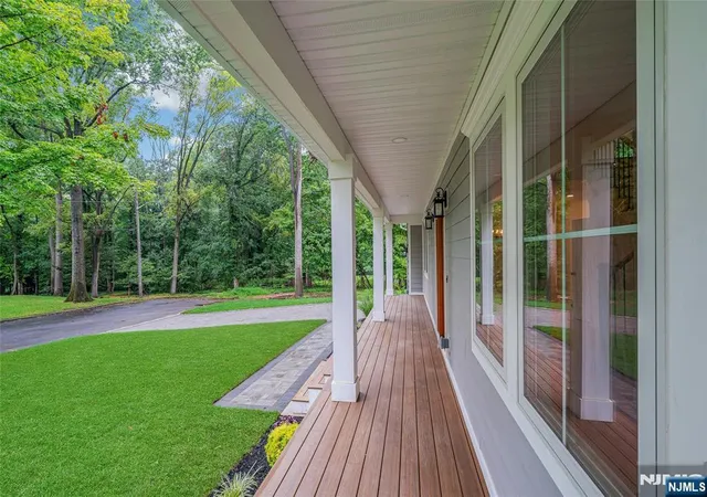 Photo 4 of Single family home for sale at 784 Austin Ave, Oradell, NJ 07649 | MLS# 26032212 | Listing updated on 2026-09-16