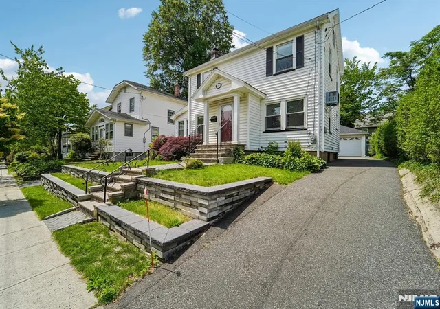 Photo 2 of Single family home for sale at 34 Cypress, Millburn, NJ 07041 | MLS# 26032267 | Listing updated on 2026-09-03