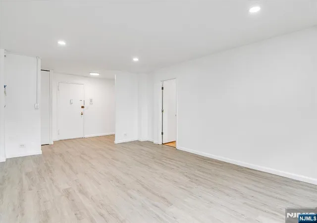 Photo 4 of Condo for sale at 39 E 39th Street #2J, Paterson, NJ 07514 | MLS# 26032281 | Listing updated on 2026-09-05