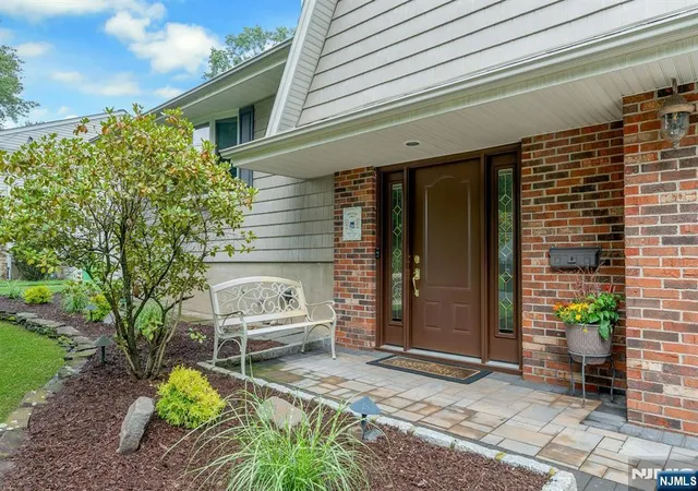 Photo 2 of Single family home for sale at 230 Kociemba Dr, River Vale, NJ 07675 | MLS# 26032547 | Listing updated on 2026-09-17