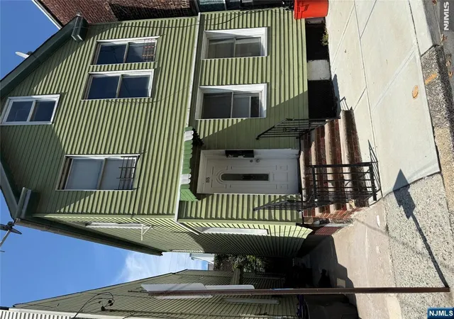 Multi family home for sale at 1515 Manhattan Ave, Union City, NJ 07087 | MLS# 26032564