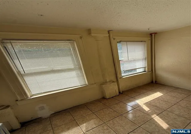 Photo 3 of Multi family home for sale at 1515 Manhattan Ave, Union City, NJ 07087 | MLS# 26032564 | Listing updated on 2026-10-03