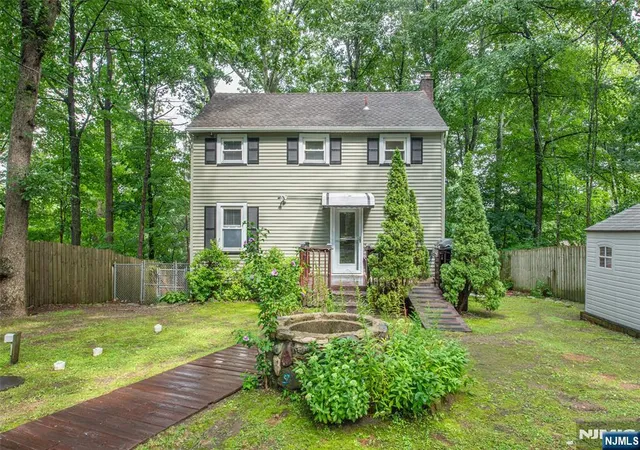 Single family home for sale at 17 Highland Rd, Bloomingdale, NJ 07403 | MLS# 26032598