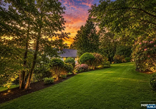 Photo 4 of Single family home for sale at 16 N Brae Ct, Tenafly, NJ 07670 | MLS# 26032604 | Listing updated on 2026-09-11
