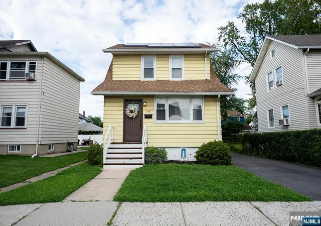 Photo 2 of Single family home for sale at 340 Simons Ave, Hackensack, NJ 07601 | MLS# 26032639 | Listing updated on 2026-09-13