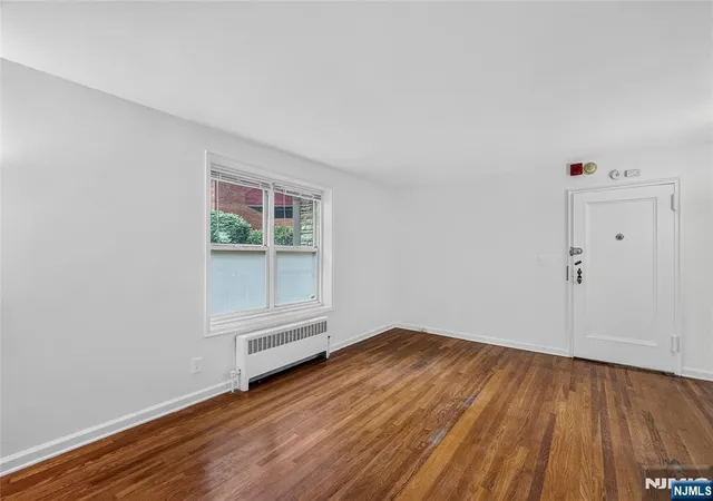 Photo 3 of Sale Pending at 2330 Linwood Ave #1C, Fort Lee, NJ 07024 | MLS# 26032691 | Listing updated on 2026-09-16