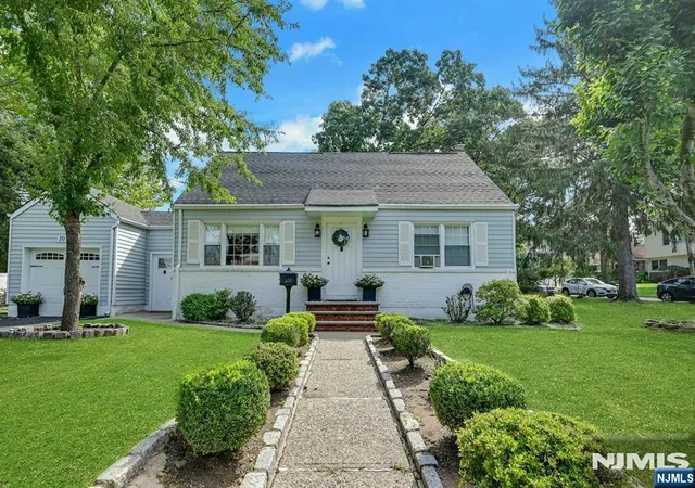 Single family home for sale at 10 Knickerbocker Rd, Demarest, NJ 07627 | MLS# 26032740