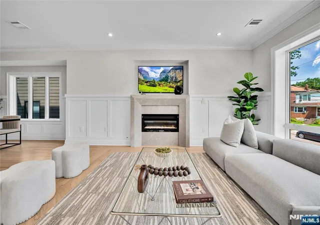 Photo 4 of Townhouse for sale at 306 Coolidge Ave, Fort Lee, NJ 07024 | MLS# 26032768 | Listing updated on 2026-09-12