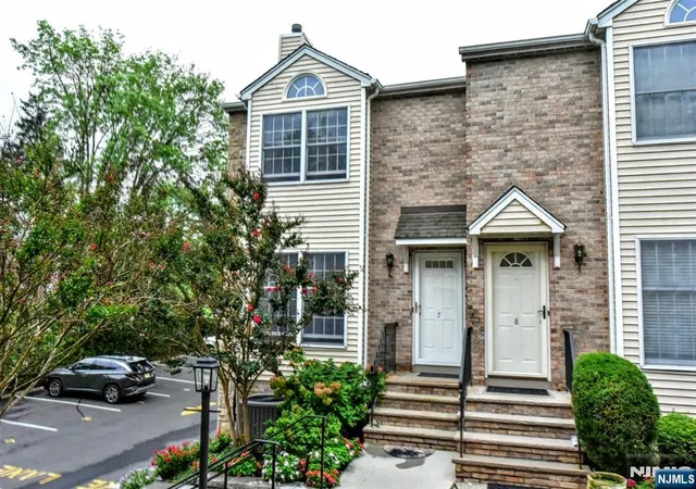 Photo 4 of Townhouse for sale at 196 W Madison Ave #7B, Dumont, NJ 07628 | MLS# 26032824 | Listing updated on 2026-09-03