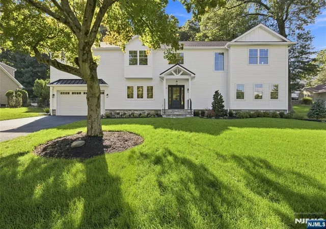 Photo 2 of Sale Pending at 16 Butternut Ave, Midland Park, NJ 07432 | MLS# 26032832 | Listing updated on 2026-09-19