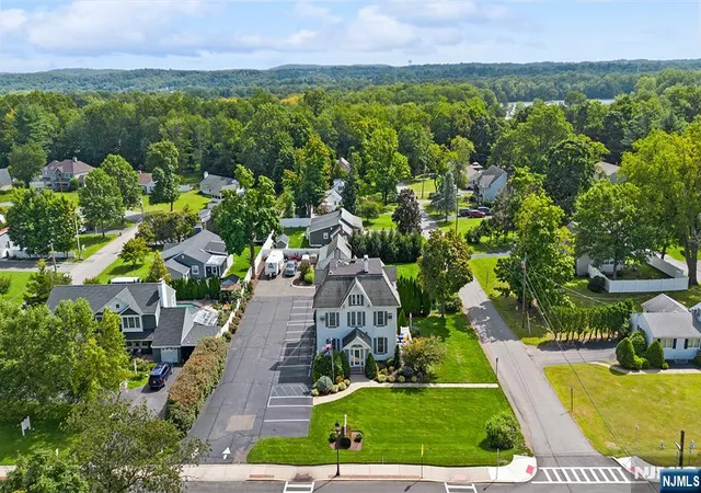 Photo 14 of Multi family home for sale at 496 Newark Pompton Turnpike, Pequannock Township, NJ 07444 | MLS# 26032855 | Listing updated on 2026-09-30