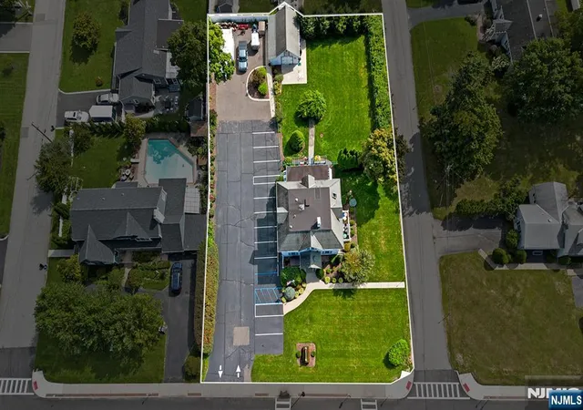 Photo 2 of Multi family home for sale at 496 Newark Pompton Turnpike, Pequannock Township, NJ 07444 | MLS# 26032855 | Listing updated on 2026-09-30