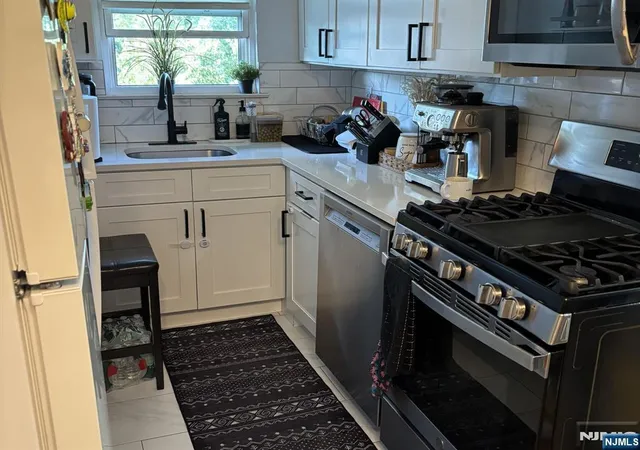 Photo 2 of Condo for sale at 50 Main St #1B, Lodi, NJ 07644 | MLS# 26032893 | Listing updated on 2026-09-13