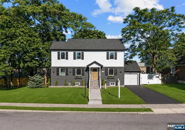 Photo 2 of Single family home for sale at 2 07 37th Street, Fair Lawn, NJ 07410 | MLS# 26032941 | Listing updated on 2026-09-03