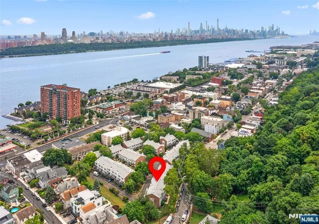 Photo 2 of Townhouse for sale at 477 Undercliff Ave, Edgewater, NJ 07020 | MLS# 26032945 | Listing updated on 2026-09-16
