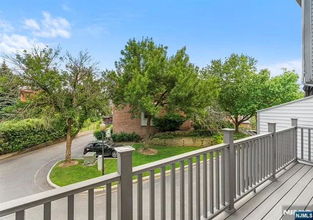 Photo 3 of Townhouse for sale at 477 Undercliff Ave, Edgewater, NJ 07020 | MLS# 26032945 | Listing updated on 2026-09-16