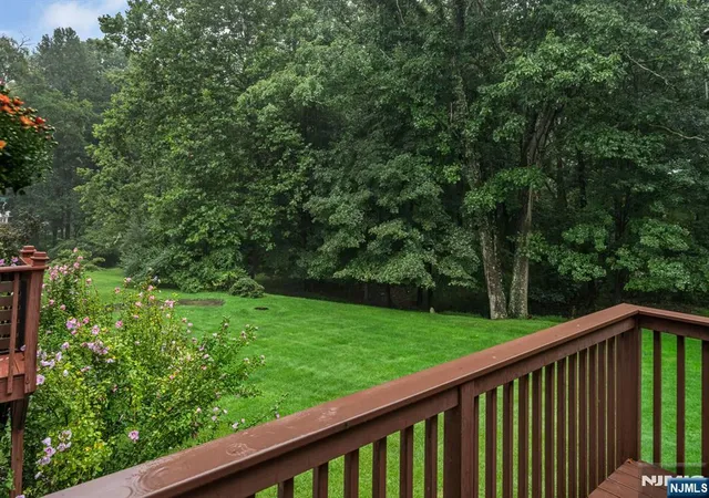 Photo 44 of Townhouse for sale at 4 Kingsley Evans Cir, Oakland, NJ 07436 | MLS# 26032946 | Listing updated on 2026-10-06