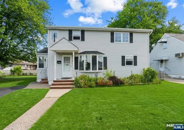 Photo 1 of Sale Pending at 92 Anderson Ave, Totowa, NJ 07512 | MLS# 26032961 | Listing updated on 2026-09-18