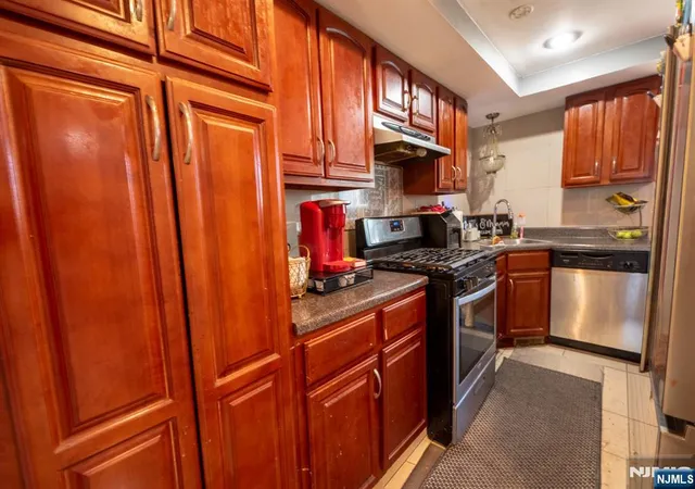 Photo 2 of Townhouse for sale at 233 12 Nesbit Ter, Irvington, NJ 07111 | MLS# 26032972 | Listing updated on 2026-09-05