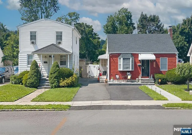 Photo 2 of Single family home for sale at 379 Chamberlain Ave, Paterson, NJ 07502 | MLS# 26032991 | Listing updated on 2026-09-08