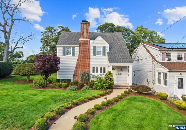 Photo 2 of Single family home for sale at 26 Athenia Ave, Clifton, NJ 07013 | MLS# 26032994 | Listing updated on 2026-09-18