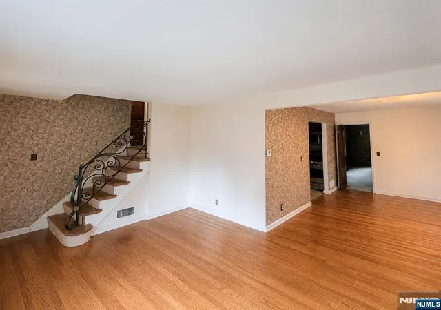 Photo 3 of Sale Pending at 105 Arnot Pl, Paramus, NJ 07652 | MLS# 26032999 | Listing updated on 2026-09-04