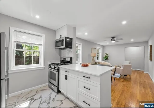 Listing Photo 5 - Condo for sale in building located at 63 Forest Hl Pkwy, Newark, NJ 07104 - Unit #K1