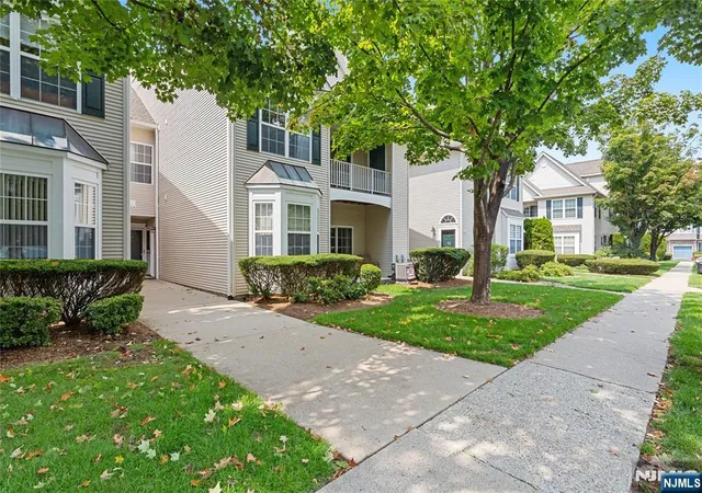 Photo 2 of Sale Pending at 314 Cambridge Dr #70, Butler Borough, NJ 07405 | MLS# 26033072 | Listing updated on 2026-09-25