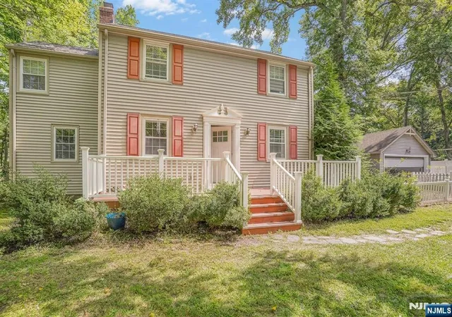 Photo 1 of Single family home for sale at 51 Julia St, Closter, NJ 07624 | MLS# 26033082 | Listing updated on 2026-10-28