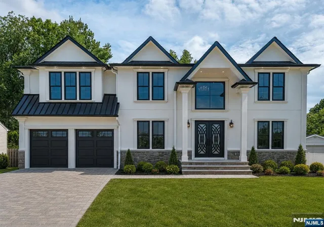 Photo 1 of Single family home for sale at 412 Gregory Rd, Paramus, NJ 07652 | MLS# 26033095 | Listing updated on 2026-09-02