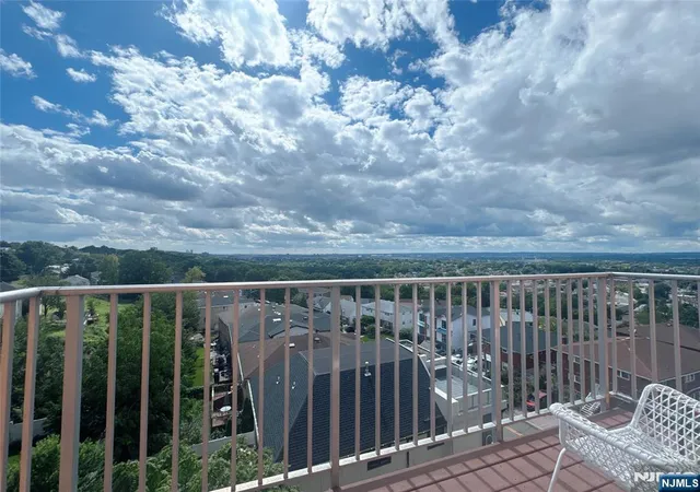Listing Photo 2 - Condo for sale in building located at 201 12Th St, Palisades Park, NJ 07650 - Unit #18