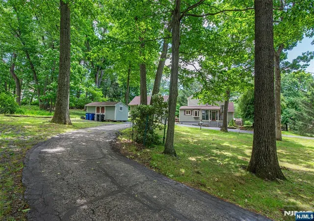 Photo 2 of Single family home for sale at 169 Shongum Rd, Denville Township, NJ 07834 | MLS# 26033131 | Listing updated on 2026-09-13