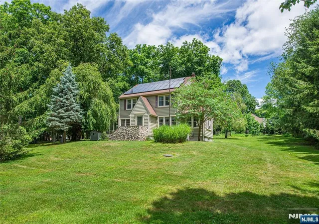 Photo 3 of Single family home for sale at 169 Shongum Rd, Denville Township, NJ 07834 | MLS# 26033131 | Listing updated on 2026-09-13