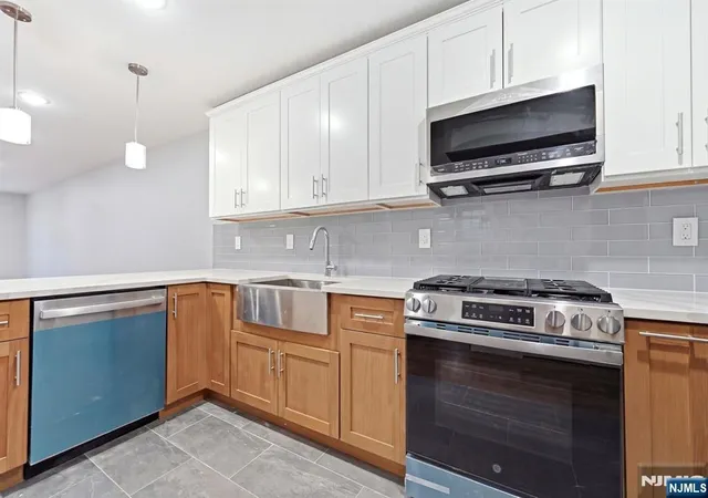 Photo 4 of Multi family home for sale at 39 Grand, Newark, NJ 07106 | MLS# 26033150 | Listing updated on 2026-09-03