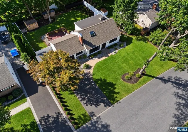 Photo 3 of Sale Pending at 34 Northwood Dr, West Milford, NJ 07480 | MLS# 26033157 | Listing updated on 2026-10-13
