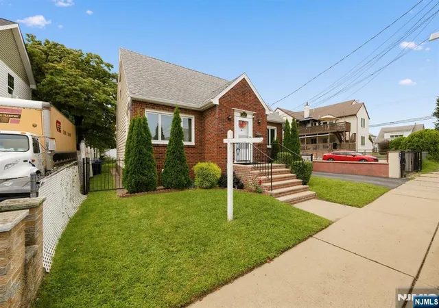 Photo 3 of Single family home for sale at 258 22nd Street, Paterson, NJ 07514 | MLS# 26033185 | Listing updated on 2026-09-04