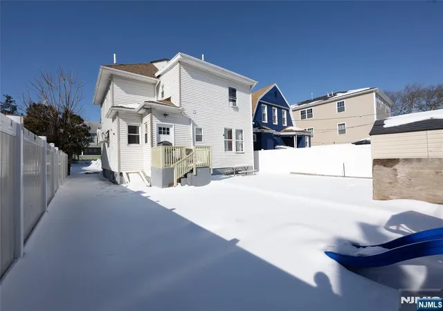 Photo 3 of Sale Pending at 32 Newfield St, East Orange, NJ 07017 | MLS# 26033186 | Listing updated on 2026-09-17