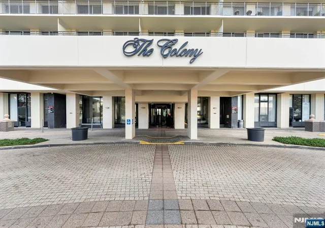 Photo 2 of Condo for sale at 1530 Palisades Ave #9G, Fort Lee, NJ 07024 | MLS# 26033190 | Listing updated on 2026-09-23