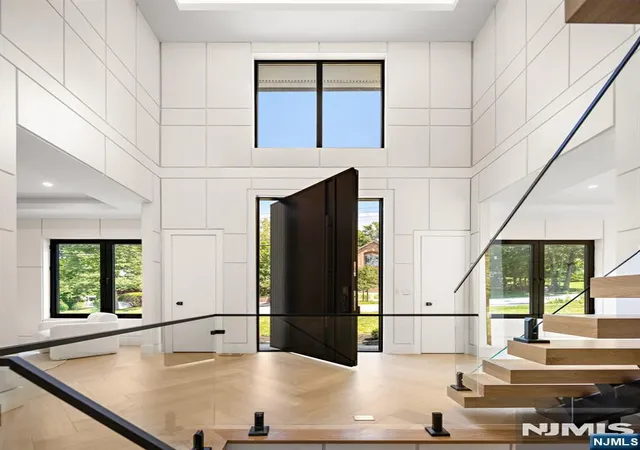 Photo 1 of Single family home for sale at 61 Ross Ave, Demarest, NJ 07627 | MLS# 26033209 | Listing updated on 2026-10-24