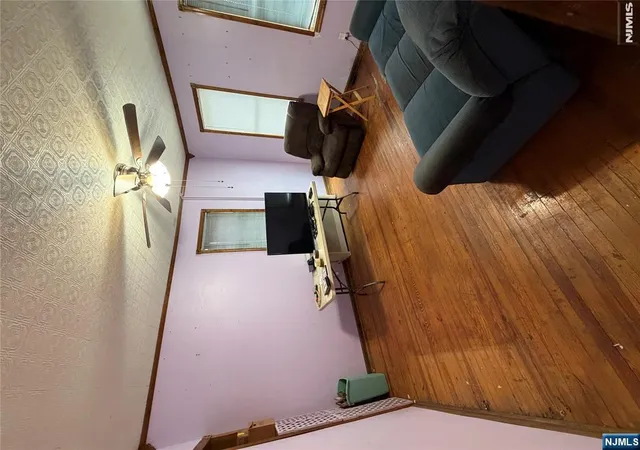 Photo 4 of Single family home for sale at 709 Stuyvesant Ave, Lyndhurst, NJ 07071 | MLS# 26033215 | Listing updated on 2026-10-13