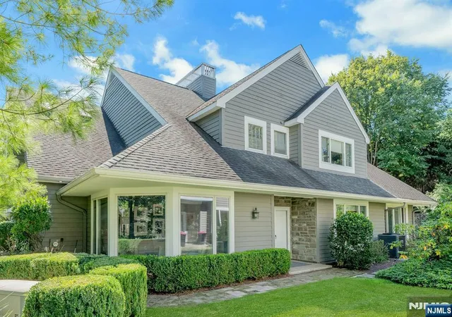 Photo 1 of Condo for sale at 279 Barnstable, Wyckoff, NJ 07481 | MLS# 26033220 | Listing updated on 2026-09-11