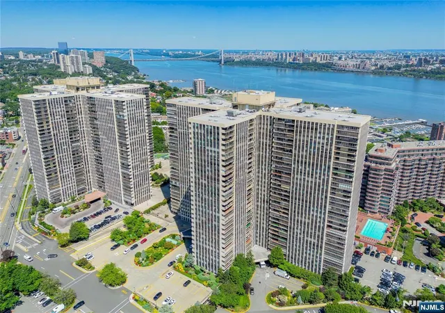 Photo 2 of Condo for sale at 200 Winston Dr #2207, Cliffside Park, NJ 07010 | MLS# 26033224 | Listing updated on 2026-09-09