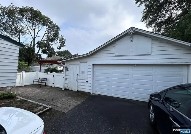 Photo 3 of Multi family home for sale at 62 Tuxedo Ave, Hawthorne, NJ 07506 | MLS# 26033227 | Listing updated on 2026-09-16